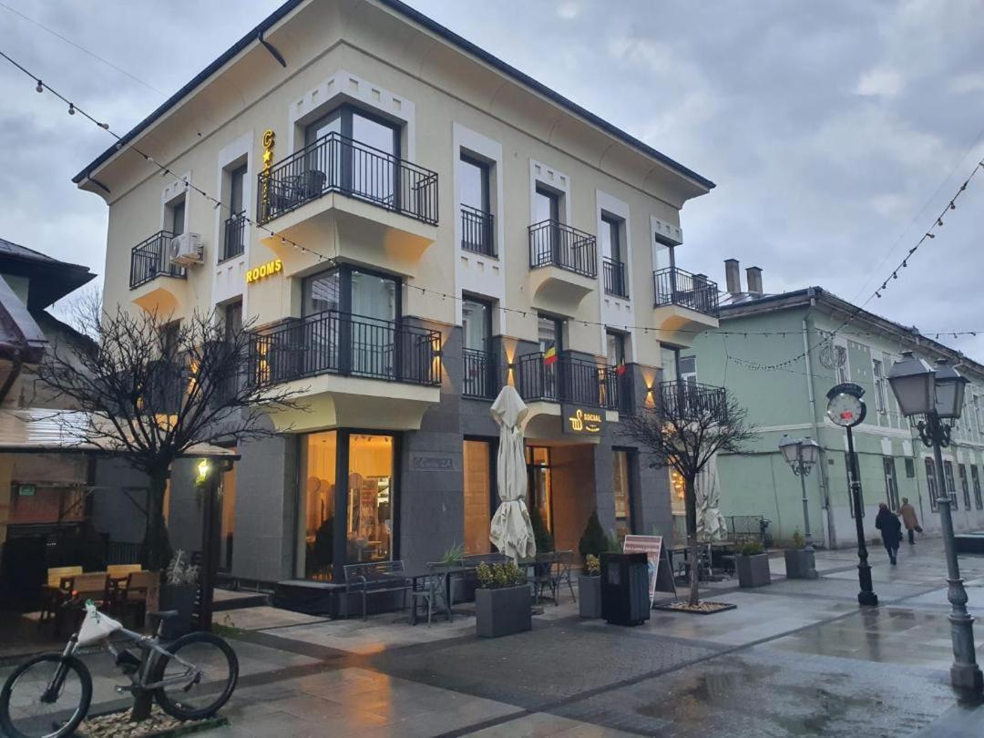 City Rooms Sighetu Marmatiei Bagian luar foto